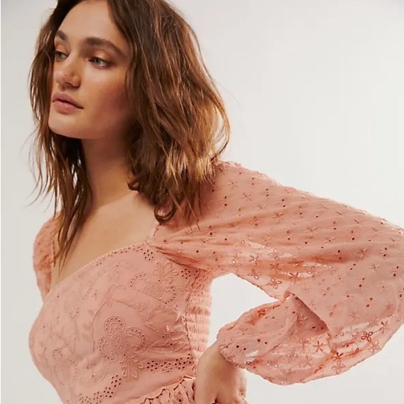 Free People Dresses & Skirts - FREE PEOPLE  Malina Mini Dress 💐